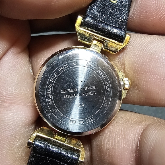 Carriage By Timex Gold Tone Ladies Quartz Cocktail Watch White Dial Working show - Picture 8 of 9